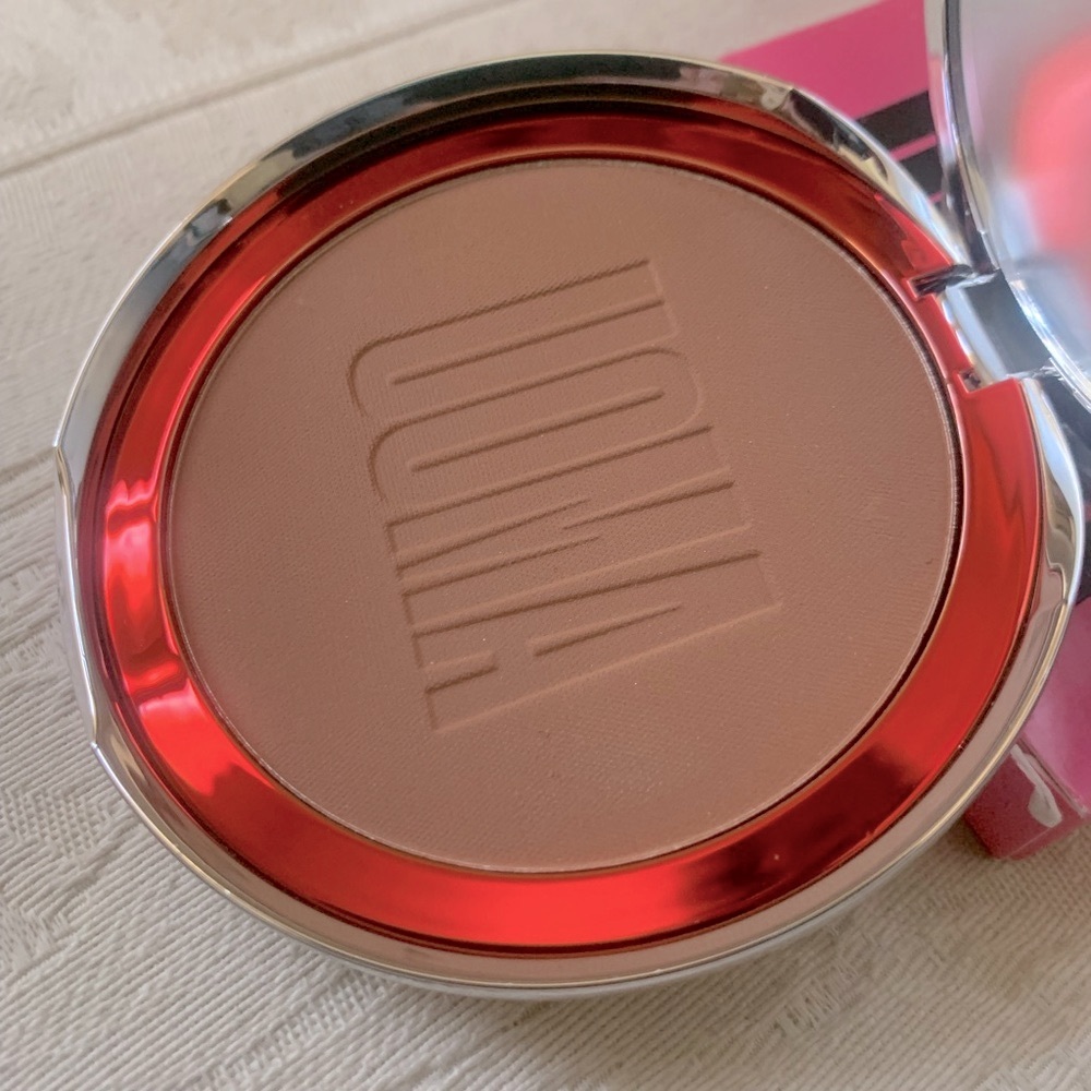 Uoma Beauty Double Take Bronzer Powder in Honey Honey BNIB